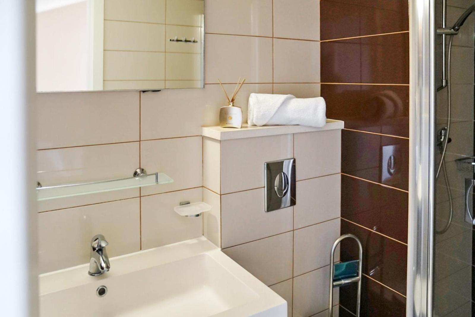 Kristal Paris Resort Novalja Eksteriør bilde